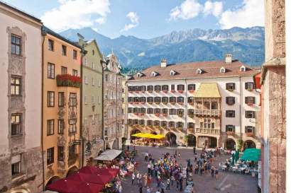 Innsbruck_Goldenes_Dachl.jpg