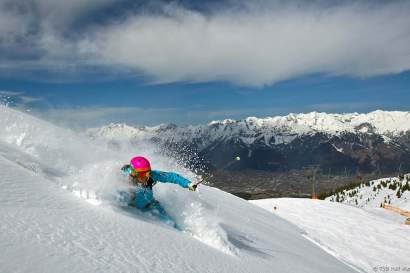 skifahren2_glungezer_tourismusverbandhallwattens.jpg